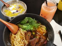 精品牛肉面-贡梅老面馆·蟹粉面·无锡特色小吃(南长街主推店)