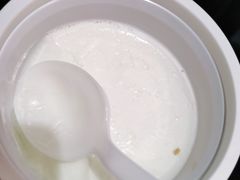 港式酸奶-高第街56号港式餐厅·精选(世茂广场宽厚里大明湖店)