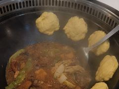 -哈尔滨烧烤·山河村铁锅炖(交大店)