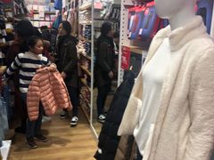 -优衣库(上海虹口龙之梦店)