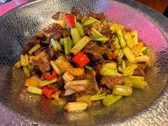 -魏铭鱼头捞饭(晋阳路店)