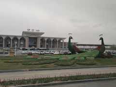 -伊宁站