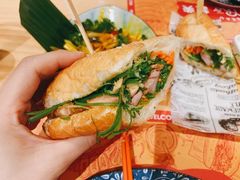 越南传统鸡肉法包-越美小馆·越南料理(曲江店)