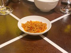 餐前小食小鱼干-杭州西子湖四季酒店·金沙厅