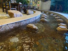 -泉城欧乐堡戏水湾艺术养生温泉