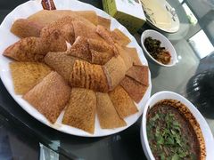 -瑞丰园庭院餐厅·白族传统家常菜