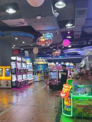 -菲菲羊乐园(临平银泰城店)