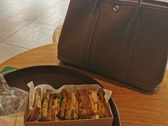 -星巴克(武汉湘隆时代广场店)