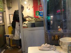 -烤鸭肉夹馍鸭汤店