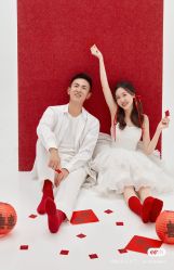 -至臻微拉婚纱摄影