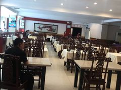 大堂-鑫巴蜀小镇 · 水煮鱼专研店(玉桥店)