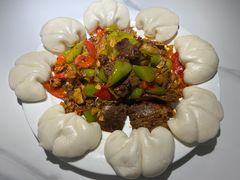 回锅牛肉荷叶饼-粤香村(清真川菜店)
