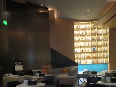 -金色印象·4k影院式足体养生(龙腾路店)