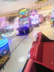 -多多淘儿童体验中心(重庆来福士店)