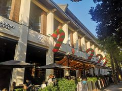 -星巴克(杭州西湖银泰1F店)