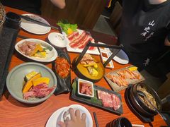 -山之屋炭火烧肉·生啤畅饮(大朗万科中央公园店)