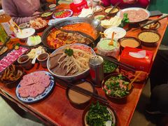 -周小明火锅(黑金冠社区店)