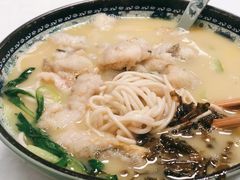 招牌黄鱼面-明呈黄鱼面馆(斜土路店)
