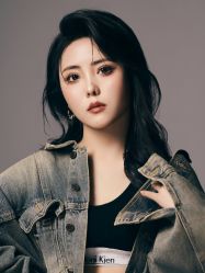 -绝对人气写真艺术中心