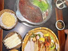 -欧阳小姐在成都(爱琴海店)