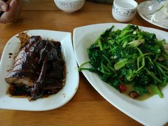 乌镇酱鸭-乌镇那一年小院主题餐厅(甘泉西路店)