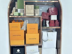 -聚云奢二手奢侈品黄金手表包包回收·中古店(三里屯总店)