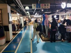 店内环境-法雅体育工厂店(皂君庙路店)