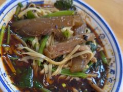 -喻味豌杂牛筋面(融创滨江壹号观麓台店)