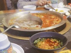 -沸炉重庆老火锅(军事博物馆店)