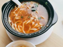 -闫家驴肉老店(华电一校店)