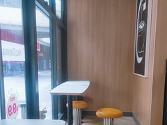 -麦当劳(保利若比邻店)