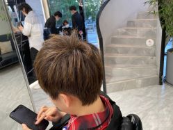 点击看大图 -简法造型·品牌形象店