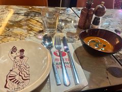 -BROWNSTONE布朗石西班牙餐厅(富城店)