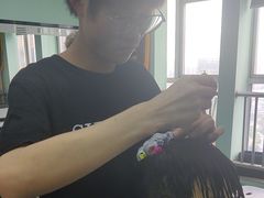 -首脑美容美发化妆美甲培训学校(长沙校区)