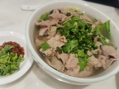 -犇逸·乐山跷脚牛肉·四川现炒(览海店)