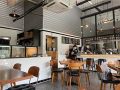 大堂-Twin Tails Brewpub双尾精酿餐吧(八坼店)