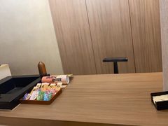 -灸春堂·艾灸·痛症·整脊连锁(之江银泰店)