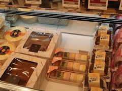 面包甜点陈列柜-盒马鲜生(双清路店)
