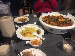 -壹号院音乐餐厅•烤全羊•新疆菜(浐灞店)