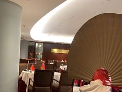-粤财皇冠假日酒店·彩华轩中餐厅