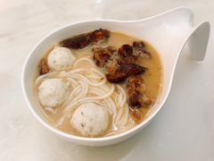 沙嗲牛腩面-翠华餐厅(香港国际机场店)