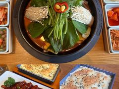 -釜山豚骨汤饭(芝罘万达广场店)