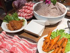 -巴卤社老火锅(财富店)
