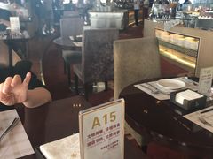 大堂-荣誉国际酒店-云顶旋转餐厅