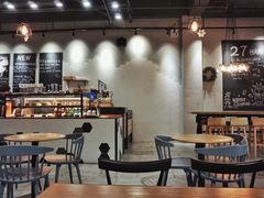 大堂-HELLO 27 意面·沙拉·帕尼尼