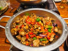 干锅牛蛙-衡厨(中南店)