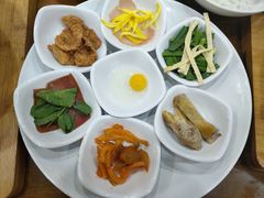 -桥香园云南过桥米线(金马碧鸡店)