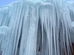-大平台龙居瀑布旅游区