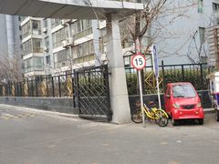 -北京科技会展中心-收费停车场