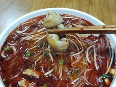帽结子肥肠粉-白家高记肥肠粉(总店)